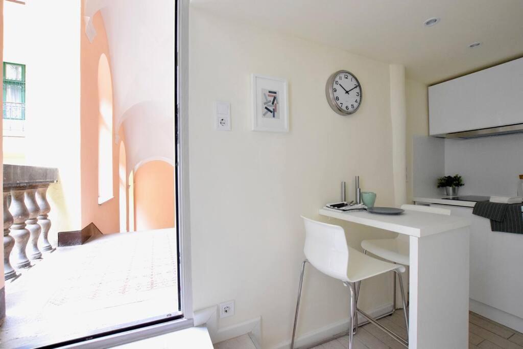 Apartment Budget By Hi5- Mini Budapest